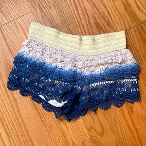 Blue gradient lace shorts